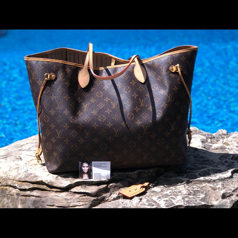 TRADED Iconic bag Neverfull GM MNG ❤️